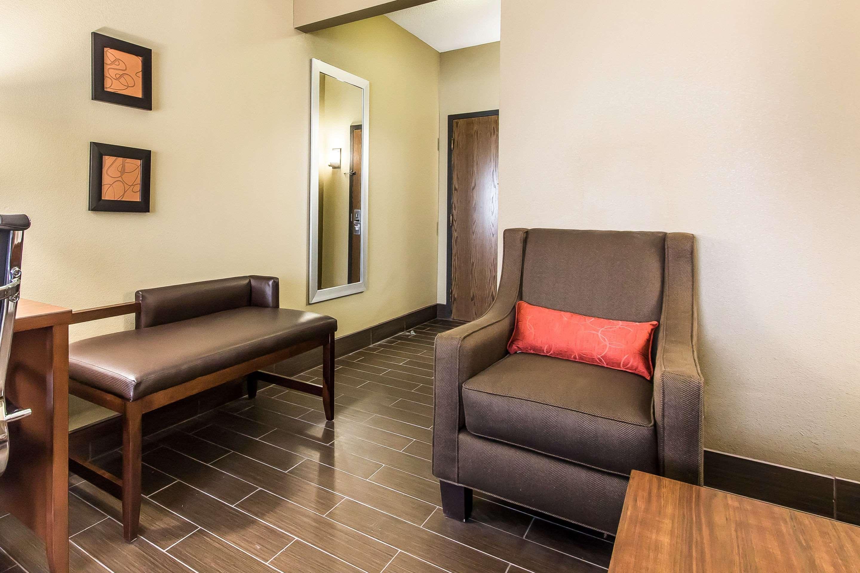 Comfort Suites Effingham Exteriör bild