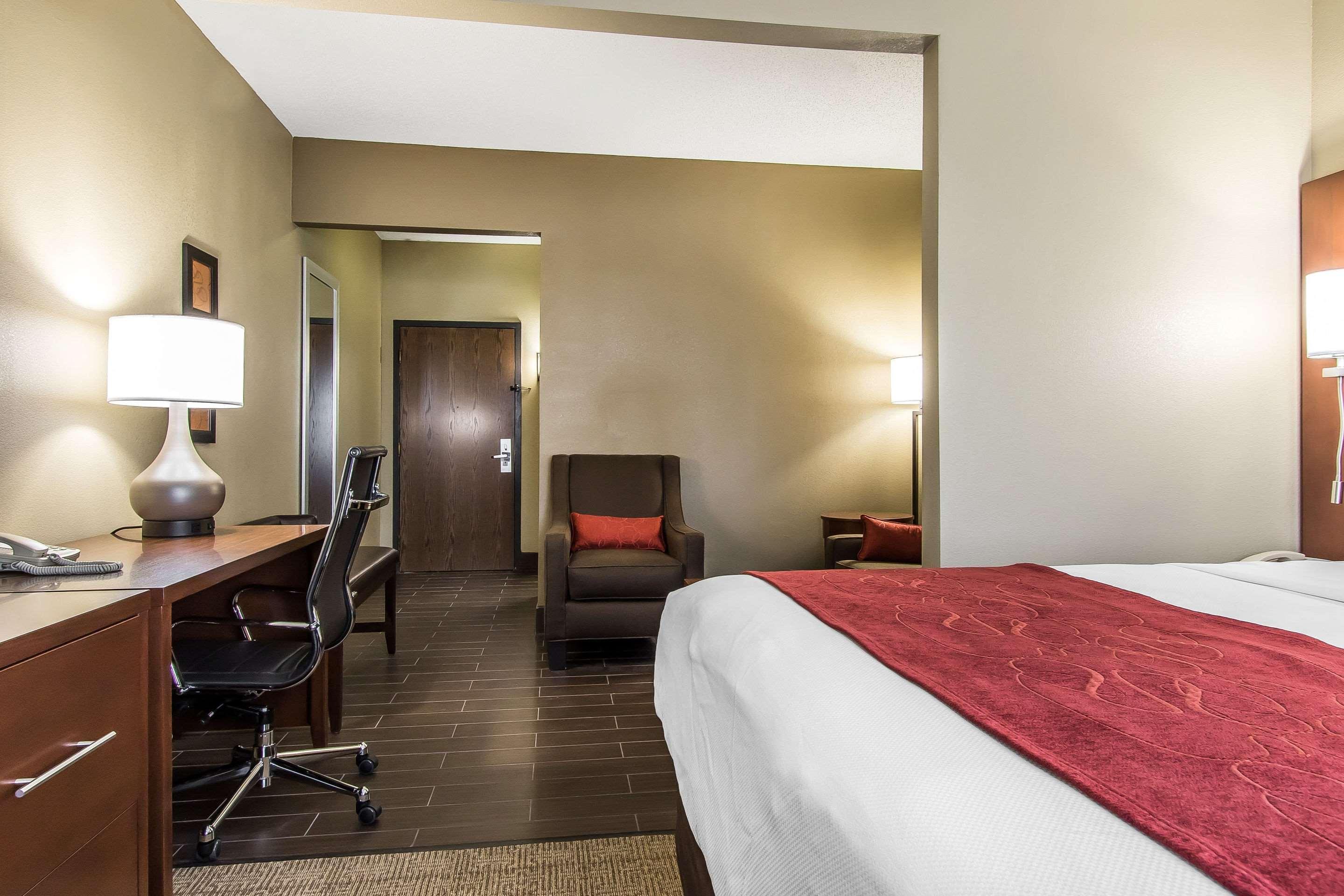 Comfort Suites Effingham Exteriör bild